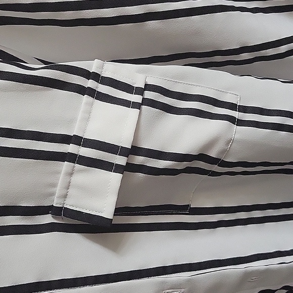 White and Black Striped Blouse - Picture 3 of 7